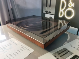 BEOGRAM 1100 TURNTABLE